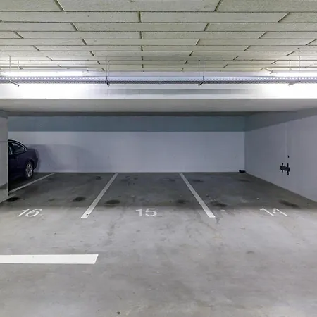 Апартаменты Golden Moon *