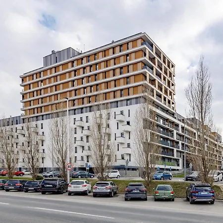 Apartment Golden Moon *