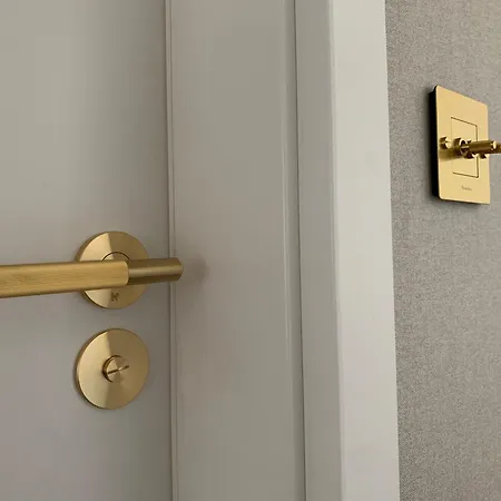 Golden Moon Appartement *