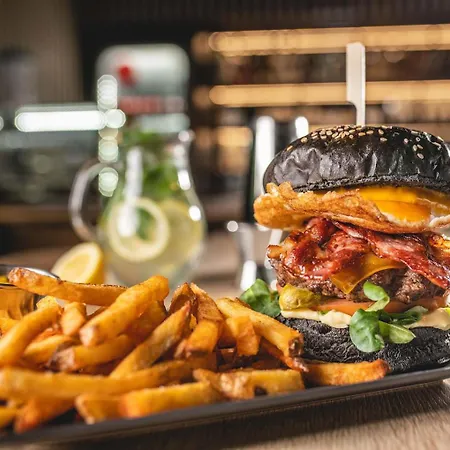 Διαμέρισμα Golden Moon Μπρατισλάβα